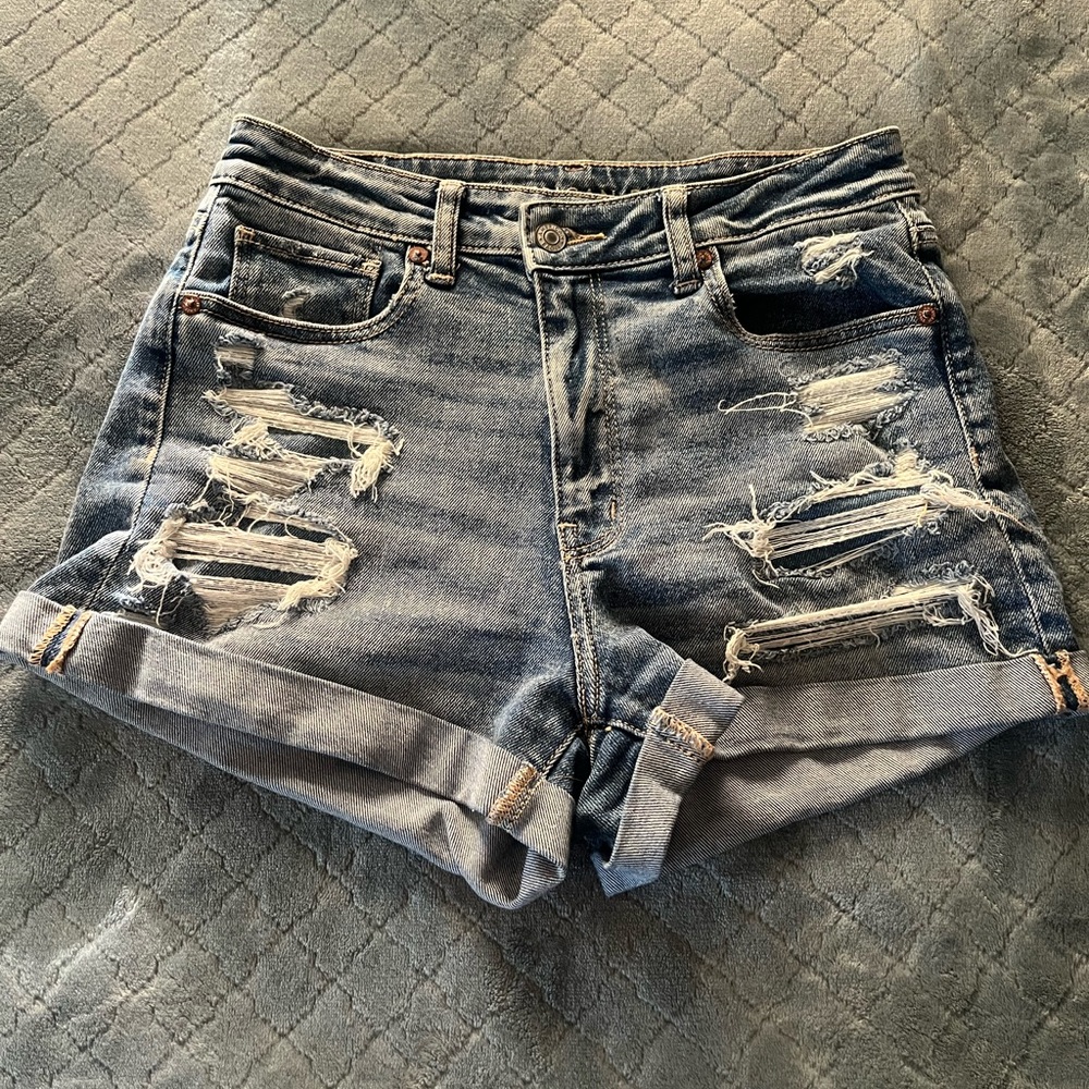 American Eagle Outfitters Blue Distressed high waist‎ Jean Shorts 6